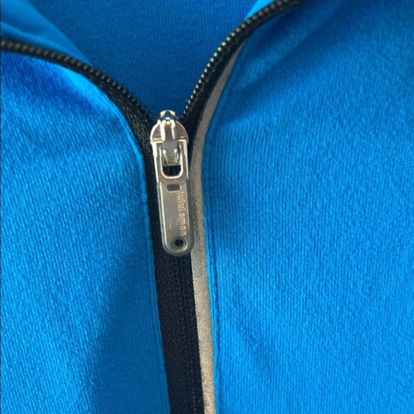 Lululemon Blue Pullover Quarter Zip - Picture 3 of 10